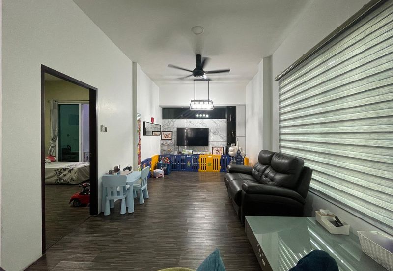 Double storey semi detached at field force in Kuching for Sale