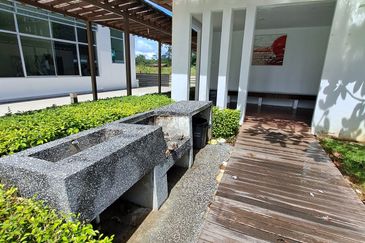 SkyVilla Condominium