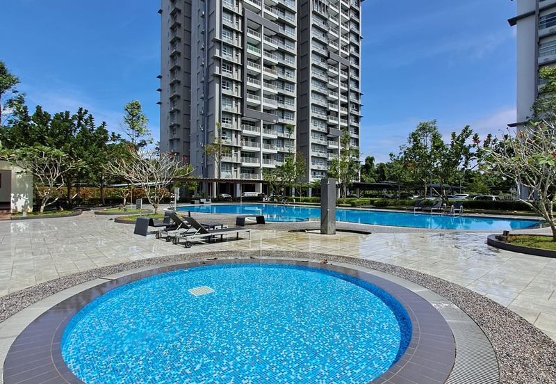 SkyVilla Condominium