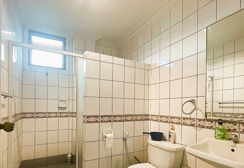 Village Grove Condominium