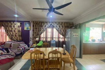 Double Storey Semi Detached House at Taman Charming in Kuching for Sale