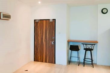 Fulton Park Apartment