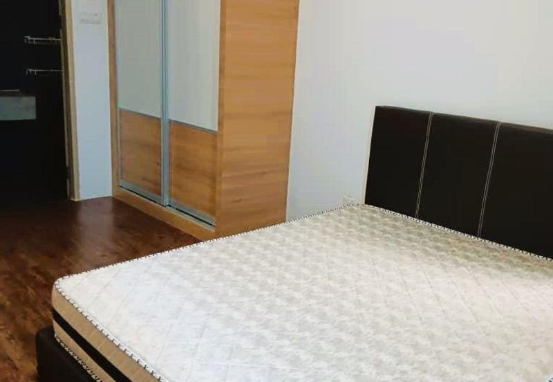 Fulton Park Apartment