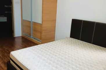 Fulton Park Apartment