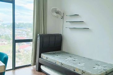 Fulton Park Apartment