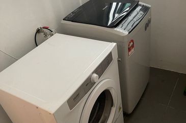 Royal Richmond Gold Condominium