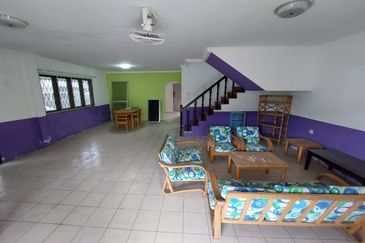 Double storey semi d at rock road in Kuching for Sale