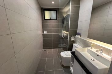 Cascadale Residence at Taman BDC Stampin Jalan Stutong in Kuching for Sale