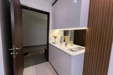 Cascadale Residence at Taman BDC Stampin Jalan Stutong in Kuching for Sale