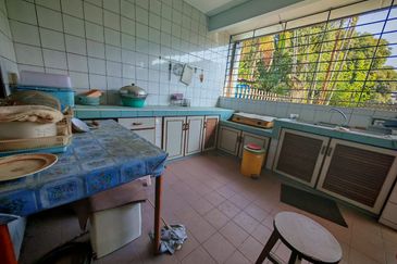 Double Storey Semi Detached House at Lorong Stampin in Kuching