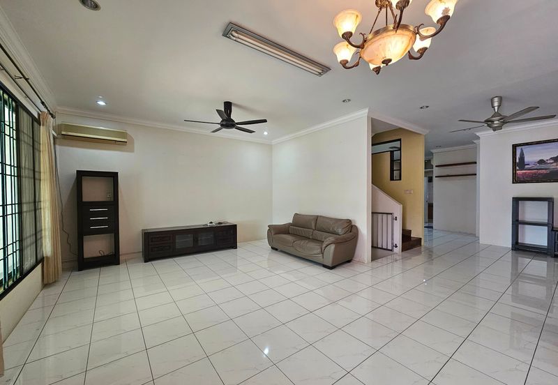 Double Storey Terrace House at Jalan Setia Raja (Opposite Emart Tabuan) in Kuching for Sale