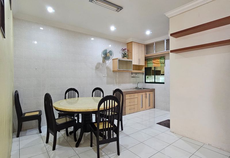 Double Storey Terrace House at Jalan Setia Raja (Opposite Emart Tabuan) in Kuching for Sale