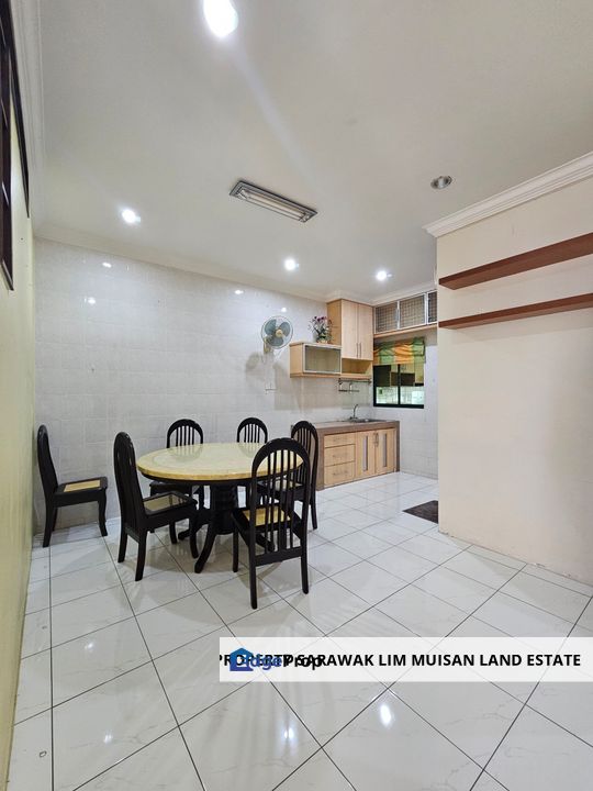 Double Storey Terrace House at Jalan Setia Raja (Opposite Emart Tabuan) in Kuching for Sale, Sarawak, Kuching
