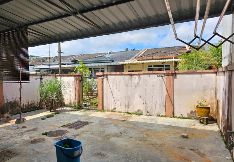 Double Storey Terrace House at Jalan Setia Raja (Opposite Emart Tabuan) in Kuching for Sale