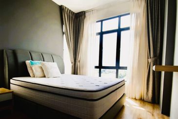 Sapphire On The Park