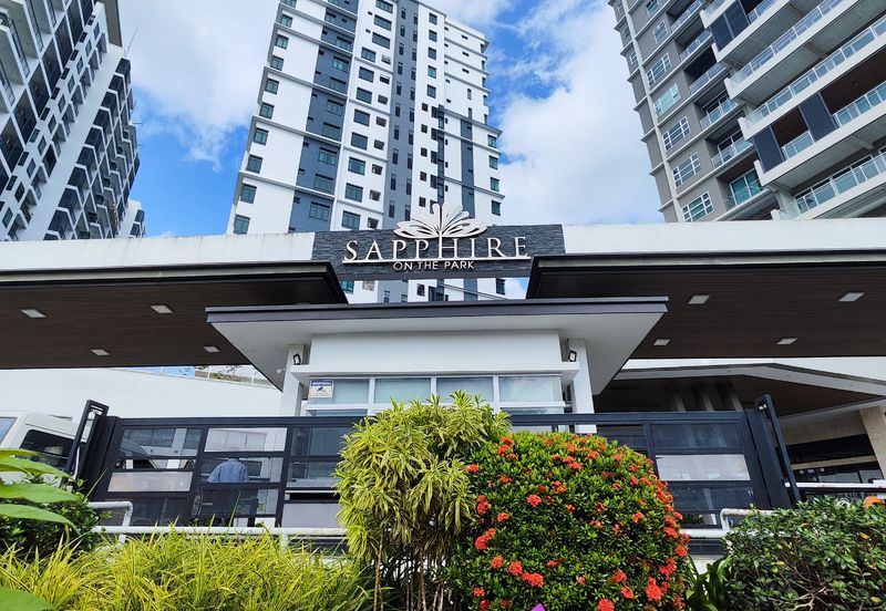 Sapphire On The Park