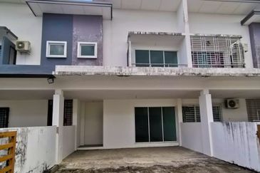 Double Storey Terrace at Taman Bukit Berangan Ria, Muara Tuang Kota Samarahan in Kuching for Sale