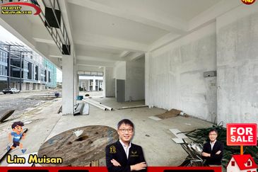 3 Storey Commercial Corner Shop-lot at Northbank Commercial Central 3 in Kuching for Sale