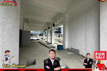 3 Storey Commercial Corner Shop-lot at Northbank Commercial Central 3 in Kuching for Sale