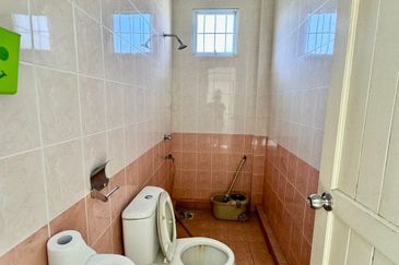 Double Storey Terrace Corner at Stampin Tengah in Kuching for Sale