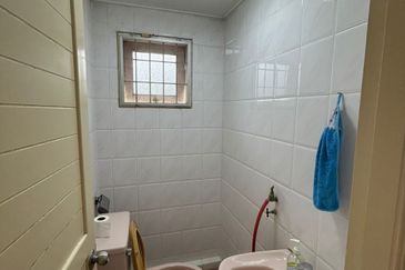 Double Storey Semi Detached House at Lorong Stampin Timur in Kuching for Sale