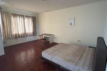 Double Storey Semi Detached House at Lorong Stampin Timur in Kuching for Sale