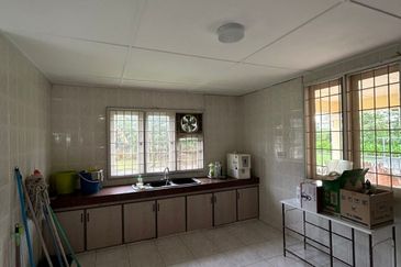 Double Storey Semi Detached House at Lorong Stampin Timur in Kuching for Sale