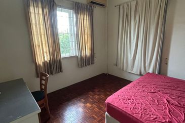 Double Storey Semi Detached House at Lorong Stampin Timur in Kuching for Sale