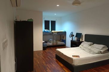 Saville Suites Apartment