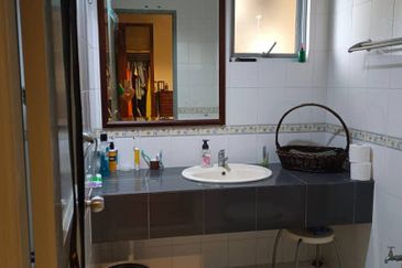 Saville Suites Apartment