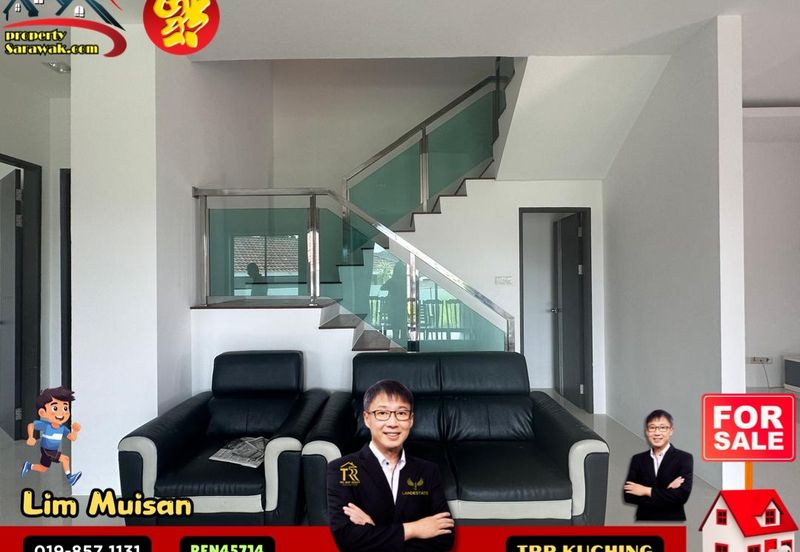 Double Storey Semi Detached House at Jalan Urat Mata in Kuching for Sale