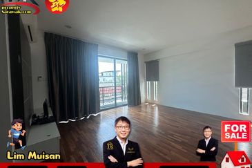 Double Storey Semi Detached House at Jalan Urat Mata in Kuching for Sale