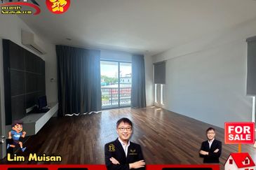 Double Storey Semi Detached House at Jalan Urat Mata in Kuching for Sale