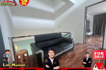 Double Storey Semi Detached House at Jalan Urat Mata in Kuching for Sale