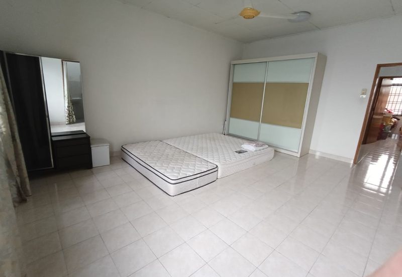 Nusa Villa Townhouse