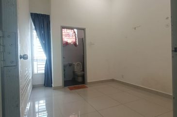 Austin Residence @Taman Mount Austin