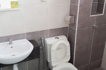 Austin Residence @Taman Mount Austin