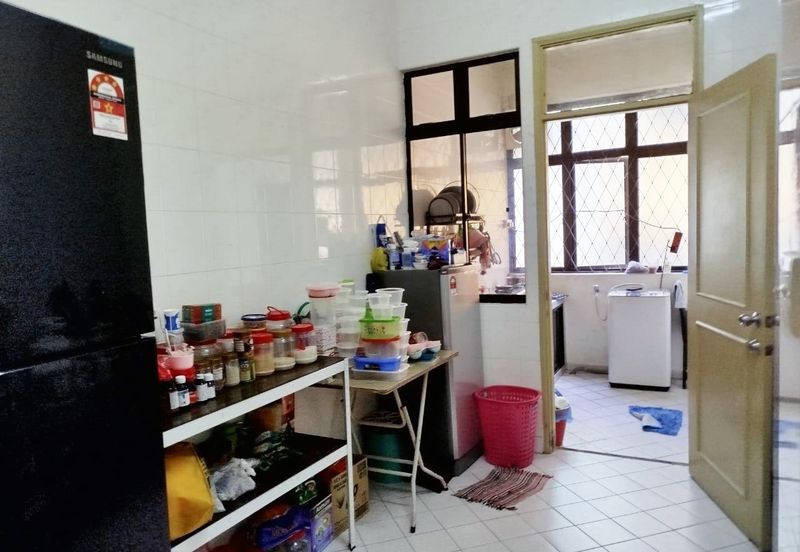 Taman Sutera Perling