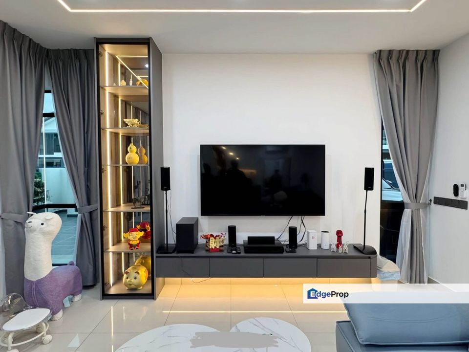 Aspira Garden, Gelang Patah, Johor, 2 Storey Cluster 35x70, Fully Renovated, Gated Guarded, Johor, Gelang Patah