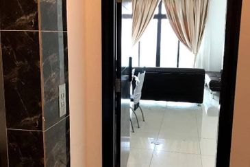 D'Summit Residences @ Kempas Utama