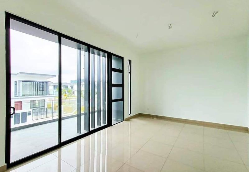 The Straits View Residences