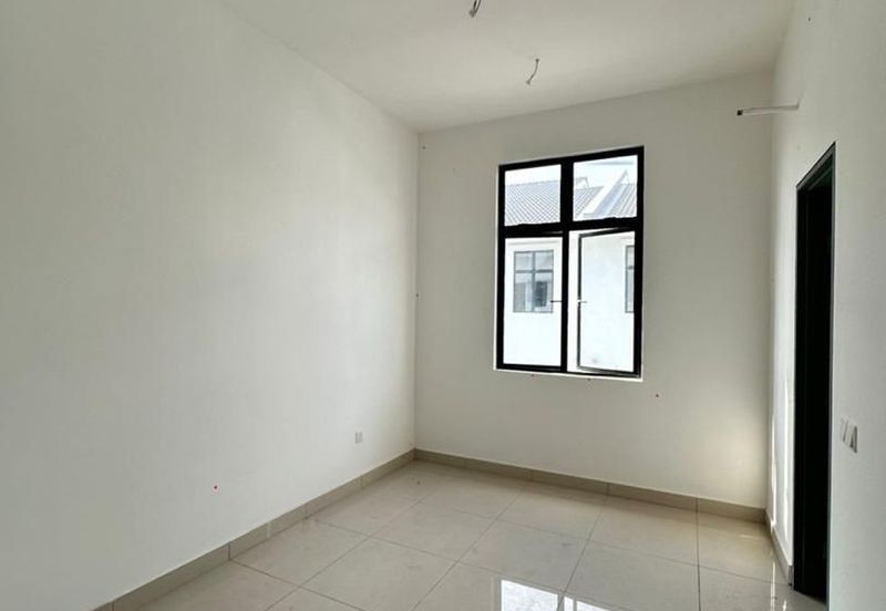 The Straits View Residences