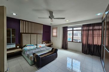 Austin Residence @Taman Mount Austin