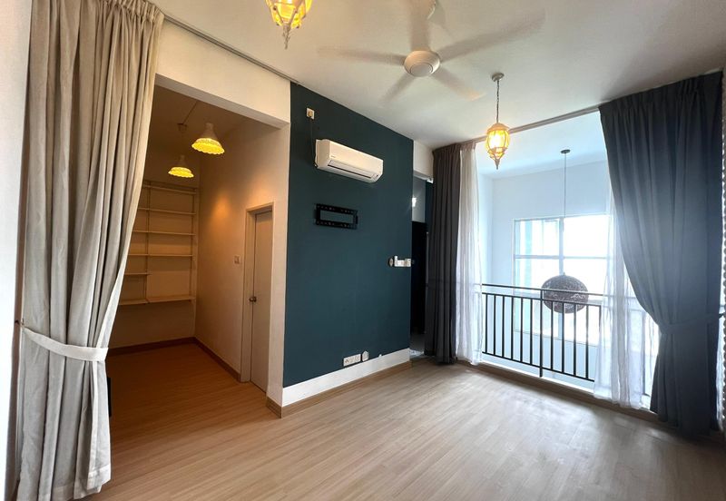 D Rich Executive Suites