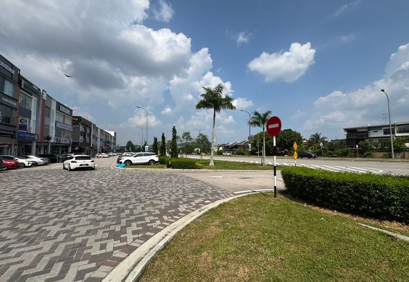 Crest @ Austin Emerald 1