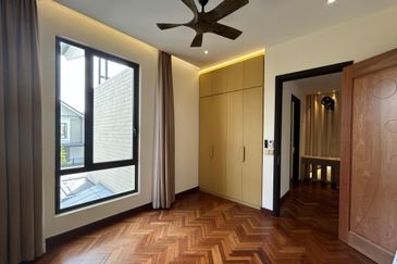 Avira Garden Terraces @ Medini