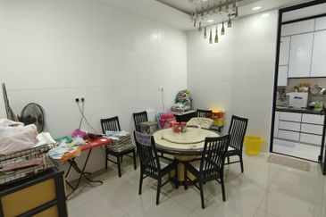 Garden Villa @ Bukit Indah 2