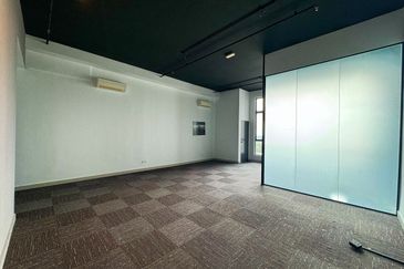 Austin 18 Versatile Business Suites