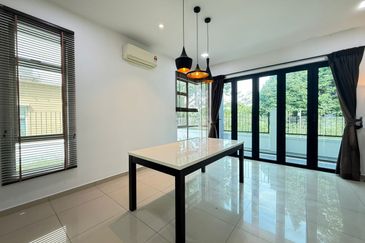 Horizon Hills, Horizon Hills, Johor, 2 Storey Semi D 35x90, Renovated, Golf View, 4 plus 1