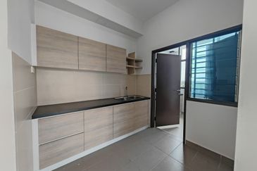 Seri Austin Luxury Apartment